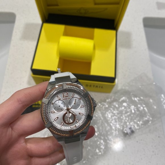 Invicta Bolt Lady (Model 38203 ) Ladies Watch Quartz- White - Picture 6 of 8